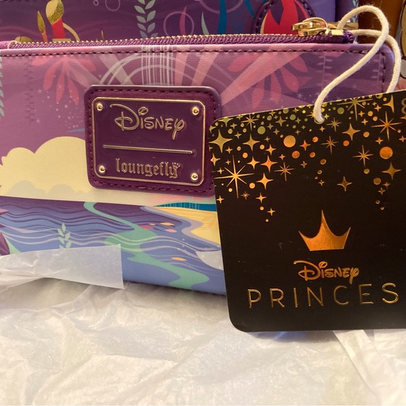 Loungefly - Picture 2 of 6